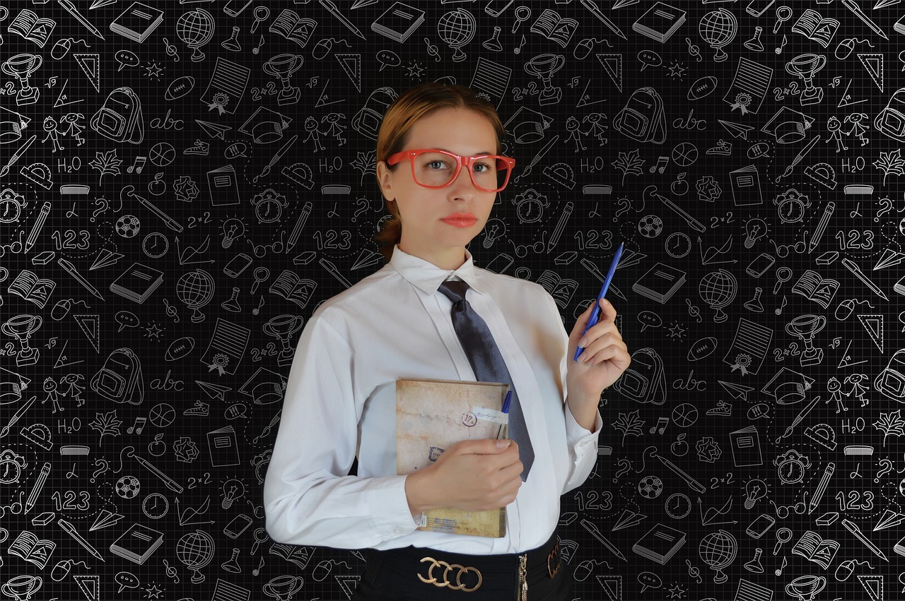 Benefits of Online Language Tutoring and How to Find a Suitable Tutor