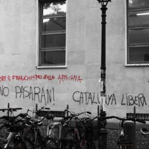 Photo Think in Spanish