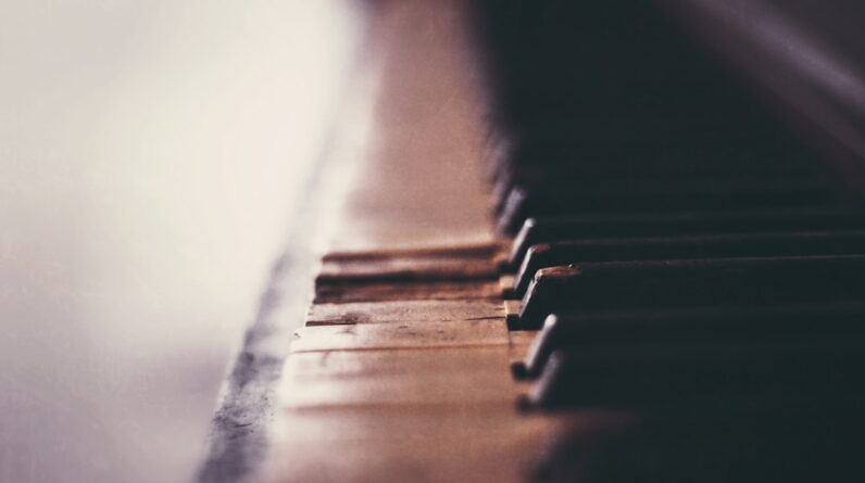 Photo Learn Spanish Through Music
