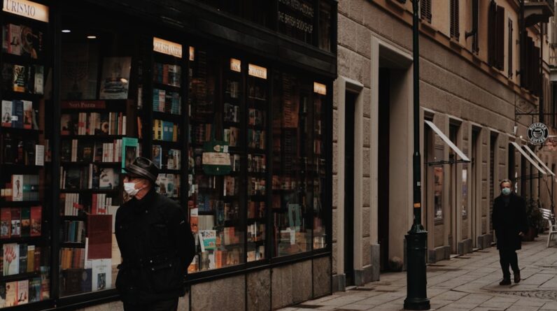 Photo Italian Book