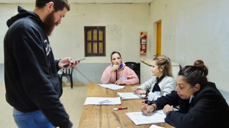 Photo Bilingual Teacher Training