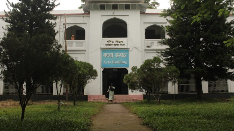 Photo Language Institute