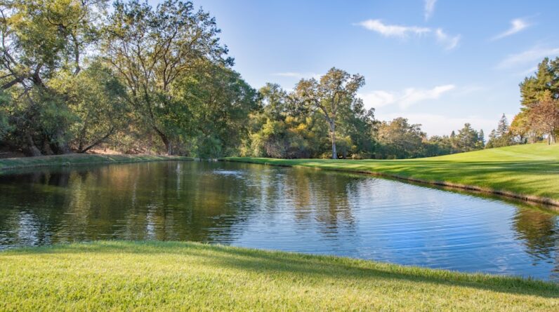 Photo Language Learning Center